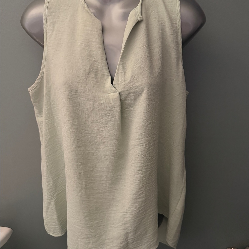 Collection B Light Green Sleeveless Blouse